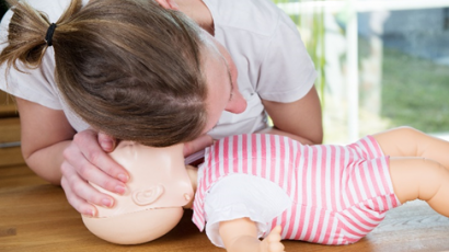 Why child carers should be CPR and first aid trained