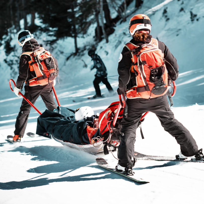 Snowsports and knee injuries